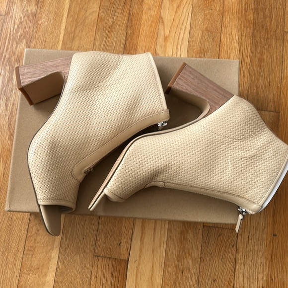 Sanctuary Ready open Toe Heeled Booties oatmeal cream ivory Size 9M leather - Picture 4 of 16